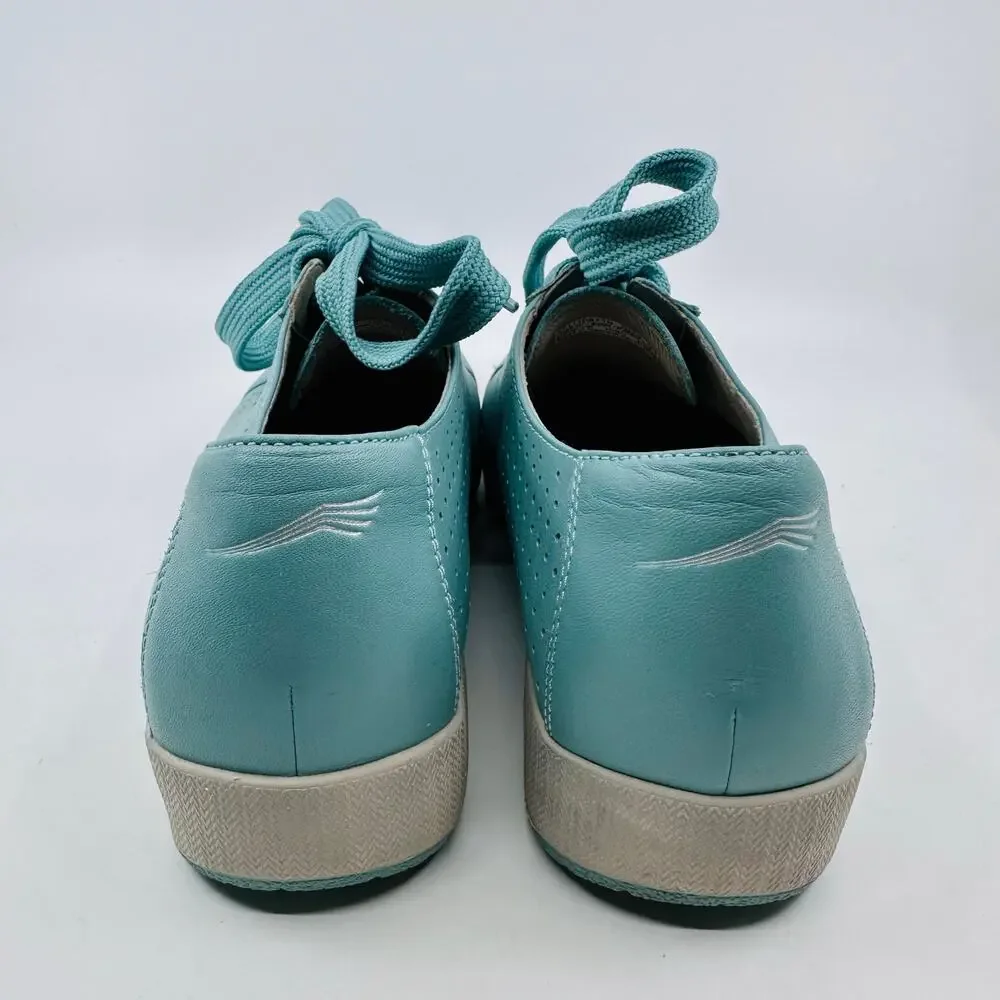 Dansko orli perforated